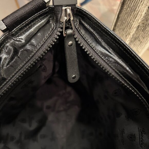 Authentic Vintage Patent Leather Gucci Crossbody - Picture 10 of 10